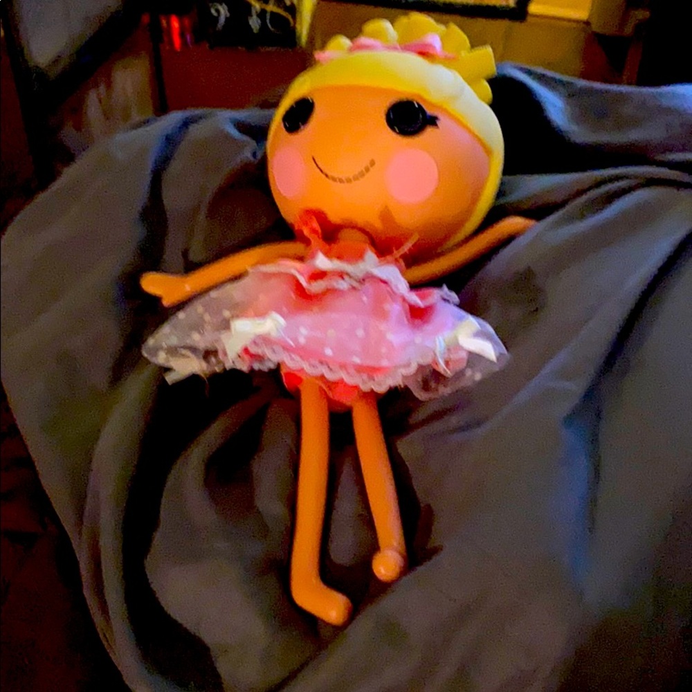 Loved Lalaloopsy Cinder slippers.